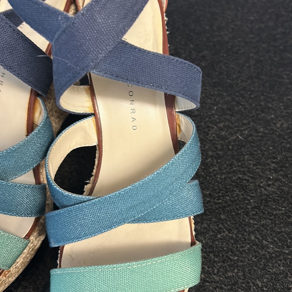 Lauren Conrad Wedge Sandals - Picture 3 of 10